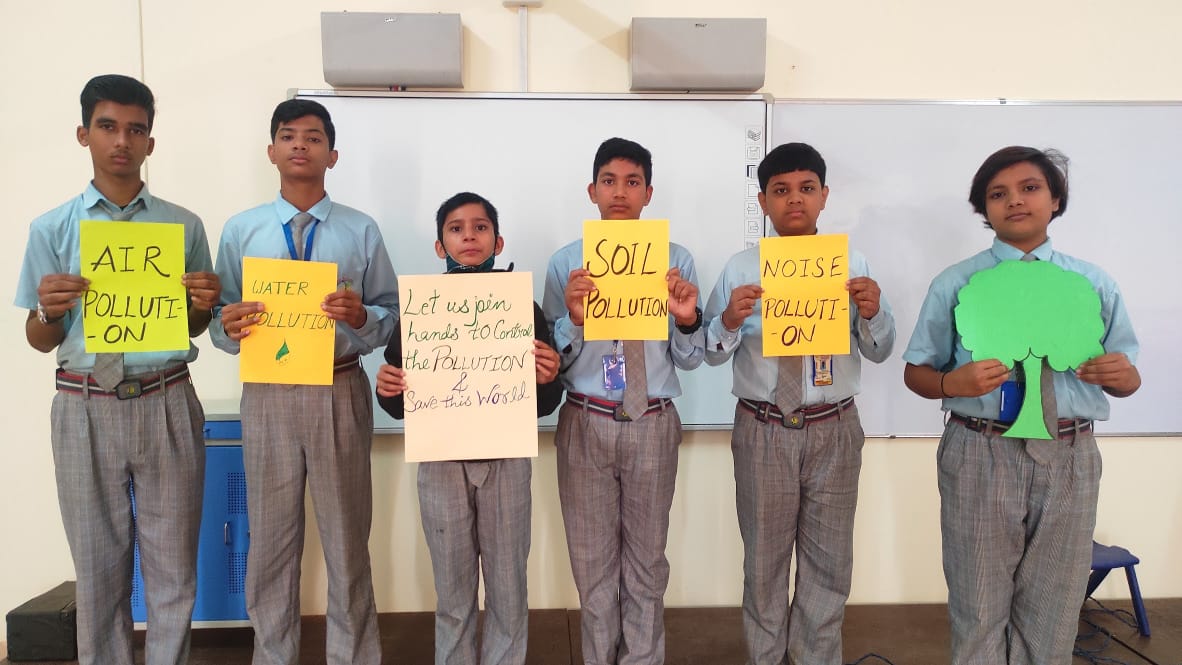 >Senior School Programmes Pics Graduate Ambition School